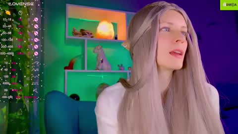 Snapshot of your_spring chatting on 10/30/25, 12:45 your_spring online show from 10/30/25, 12:45