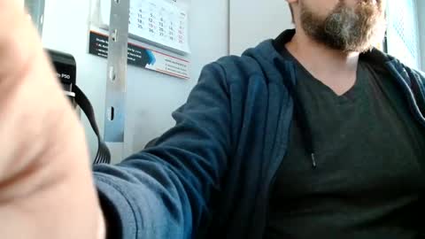 your_tipie online show from 10/03/25, 10:12