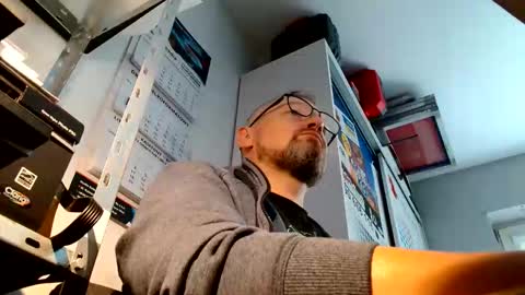 your_tipie online show from 10/15/25, 10:04