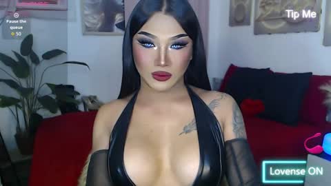 TRICXIEBELLE online show from 03/30/26, 05:47