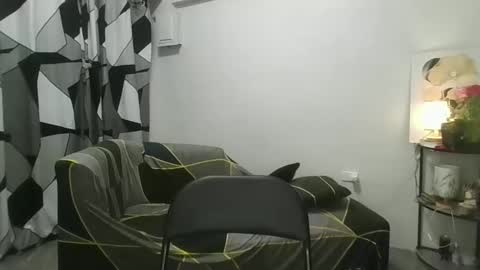 your_unmarriedwife online show from 04/24/26, 07:11