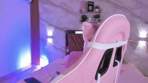 Snapshot of your_whore_salome chatting on 02/16/26, 07:21 Salome online show from 02/16/26, 07:21