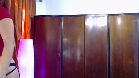 Snapshot of your_wild_fantasy chatting on 01/17/26, 11:15 your_wild_fantasy online show from 01/17/26, 11:15