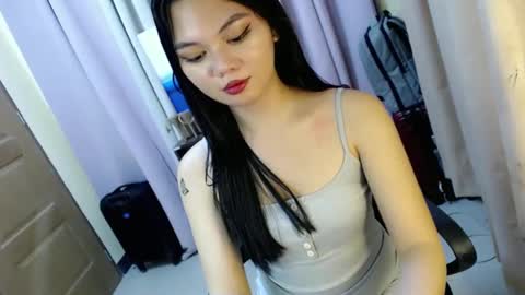 Hi its me Yna online show from 12/12/24, 06:21