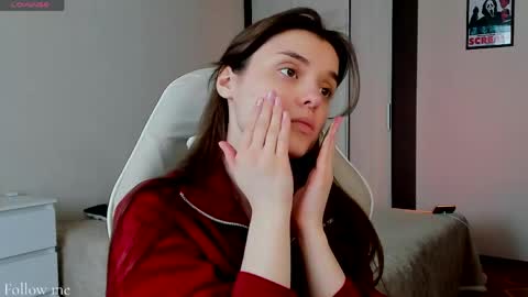 Anikka online show from 04/19/26, 08:57