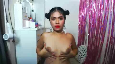Snapshot of yourasian_sweetgurl69 chatting on 10/07/25, 07:16 A V A online show from 10/07/25, 07:16