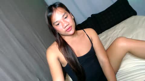 Divine online show from 02/02/25, 09:45