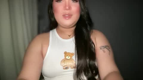 Snapshot of yourasianhotgirlxxx chatting on 11/30/25, 01:31 Ailah online show from 11/30/25, 01:31