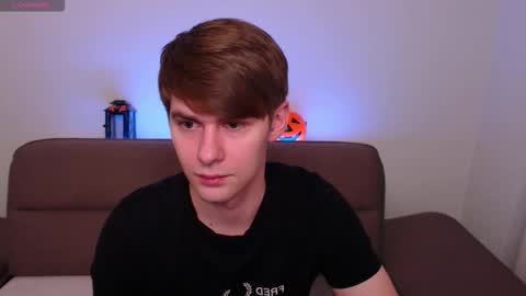 Snapshot of yourbilly chatting on 10/31/25, 04:02 Billy online show from 10/31/25, 04:02