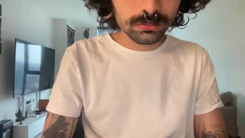 yourboo25 online show from 02/18/26, 04:25