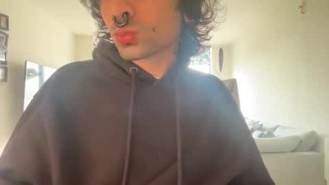 yourboo25 online show from 03/11/26, 11:27