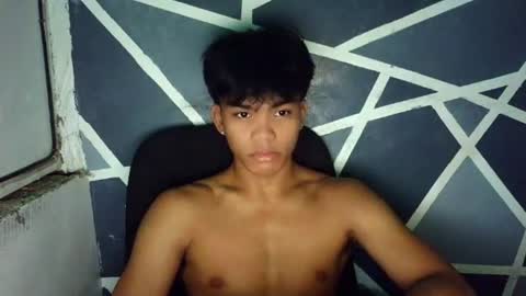 Snapshot of yourboycumrain chatting on 07/07/26, 10:25 rainy online show from 07/07/26, 10:25