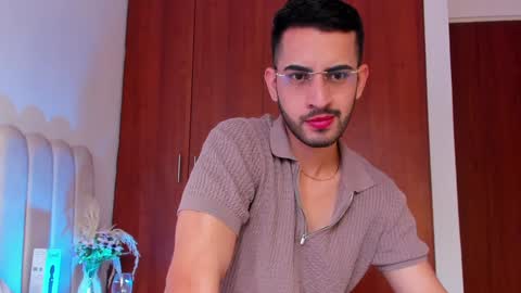 Snapshot of yourboynextdoor1 chatting on 01/04/25, 08:27 YOURBOYNEXTDOOR online show from 01/04/25, 08:27