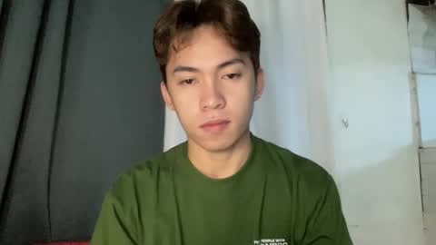 Snapshot of yourcummer_april chatting on 06/08/26, 09:42 April online show from 06/08/26, 09:42