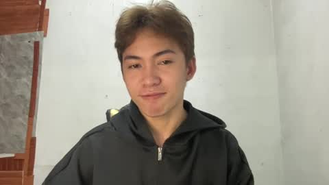 Snapshot of yourcummer_april chatting on 06/16/26, 10:29 April online show from 06/16/26, 10:29