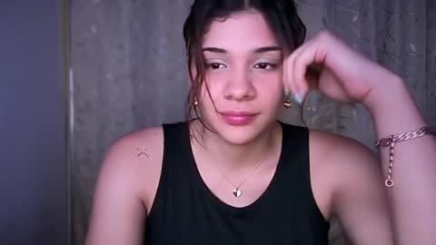 Snapshot of yourcutemolly__ chatting on 05/26/26, 06:53 yourcutemolly__ online show from 05/26/26, 06:53