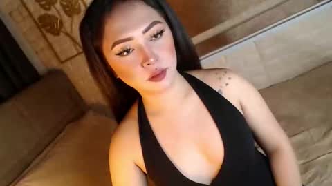 Snapshot of yourdevilsweettsx chatting on 10/29/25, 11:23 JEN online show from 10/29/25, 11:23