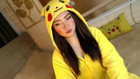 JEN  online show from 12/21/25, 11:17