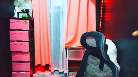 yourdirtygirl_lyla online show from 02/02/26, 07:23