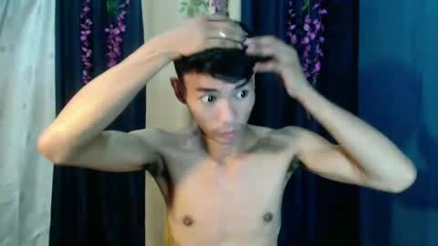 Snapshot of yourdreamboyx chatting on 12/10/24, 07:58 Rence online show from 12/10/24, 07:58