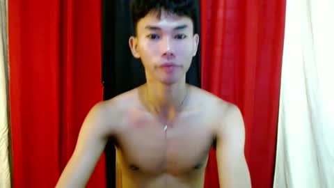 Snapshot of yourdreamboyx chatting on 01/30/25, 02:16 Rence online show from 01/30/25, 02:16