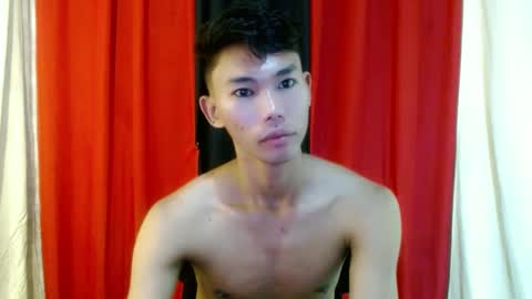 Snapshot of yourdreamboyx chatting on 03/03/25, 02:48 Rence online show from 03/03/25, 02:48