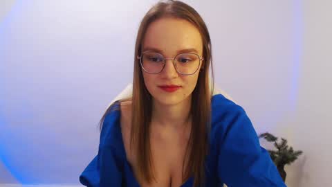 Snapshot of yourdreamray chatting on 01/18/25, 09:13 Lana online show from 01/18/25, 09:13