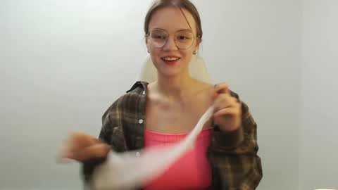 Lana online show from 06/02/26, 10:23