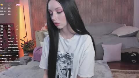 Mary online show from 03/06/25, 11:47