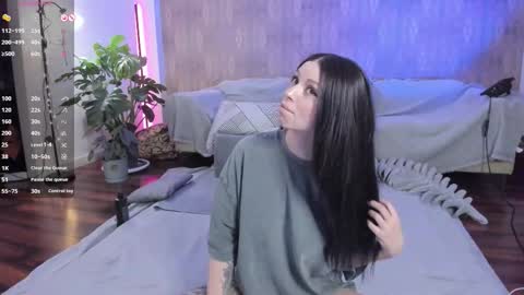 Mary online show from 03/11/26, 12:55