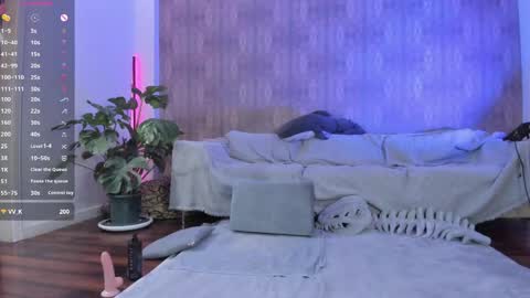 Mary online show from 04/16/26, 09:54