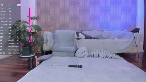 Snapshot of youreyesgazm chatting on 05/11/26, 10:32 Mary online show from 05/11/26, 10:32