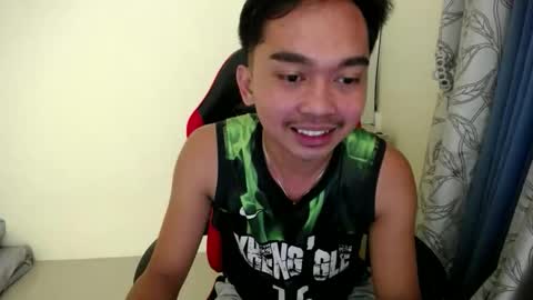 Snapshot of yourfantasyboyjr chatting on 11/25/25, 04:07 i am your dream boy JR online show from 11/25/25, 04:07