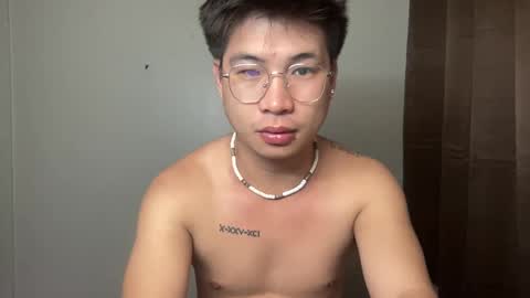 Snapshot of yourfantasyyy_ chatting on 03/01/25, 01:11 yourfantasyyy_ online show from 03/01/25, 01:11
