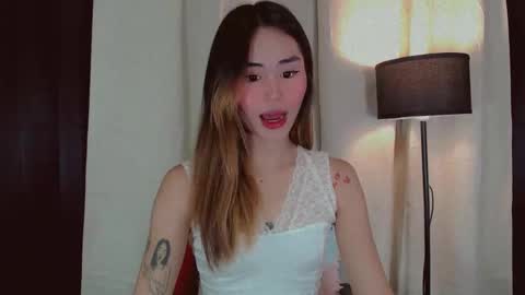 Snapshot of yourfavorateremi chatting on 10/06/25, 04:32 Remrem online show from 10/06/25, 04:32