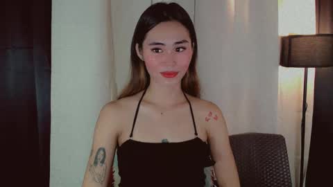 Snapshot of yourfavorateremi chatting on 10/16/25, 07:20 Remrem online show from 10/16/25, 07:20