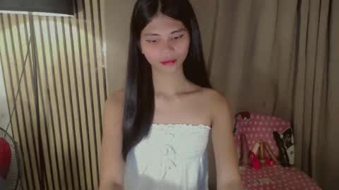 Vivian online show from 02/25/26, 01:15