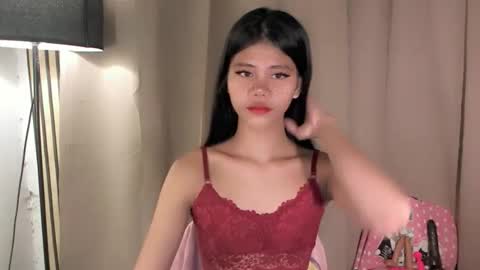 Vivian online show from 04/19/26, 11:07