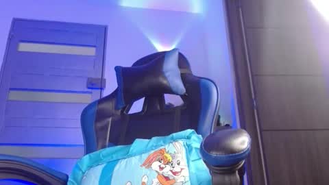 yourfavorite_bigclit online show from 05/16/26, 01:10