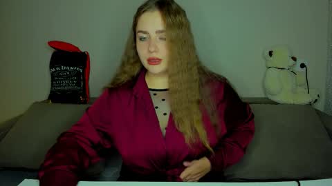 yourgem__ online show from 09/08/25, 07:24