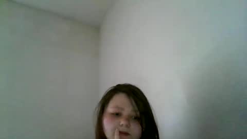 Snapshot of yourgirl_189 chatting on 02/19/25, 11:04 yourgirl_189 online show from 02/19/25, 11:04