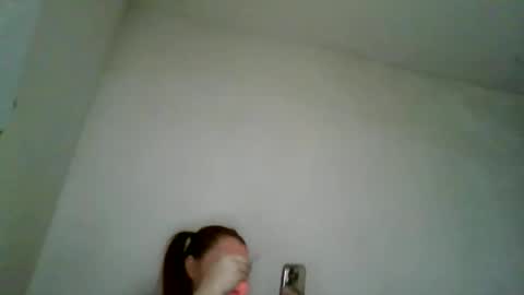 Snapshot of yourgirl_189 chatting on 03/12/25, 11:22 yourgirl_189 online show from 03/12/25, 11:22