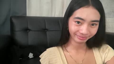 yourgirlsweet_kishia online show from 05/15/26, 11:12