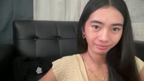 yourgirlsweet_kishia online show from 05/15/26, 11:56