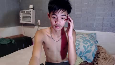Snapshot of yourguy_josh23 chatting on 04/08/26, 02:11 Josh online show from 04/08/26, 02:11