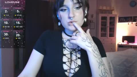 hanna online show from 11/05/25, 02:22