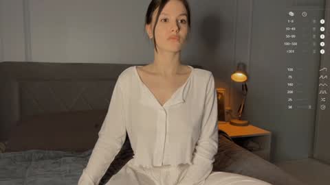 Snapshot of yourher0in chatting on 01/24/25, 04:17 Aida online show from 01/24/25, 04:17