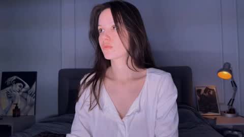 Snapshot of yourher0in chatting on 02/27/25, 04:21 Aida online show from 02/27/25, 04:21