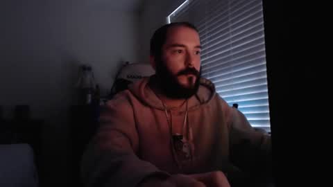 Snapshot of yourhighnessthis9inch chatting on 01/26/25, 03:25 Sh online show from 01/26/25, 03:25