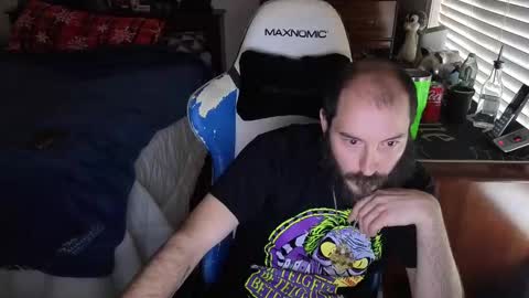 Snapshot of yourhighnessthis9inch chatting on 10/26/25, 06:47 Sh online show from 10/26/25, 06:47